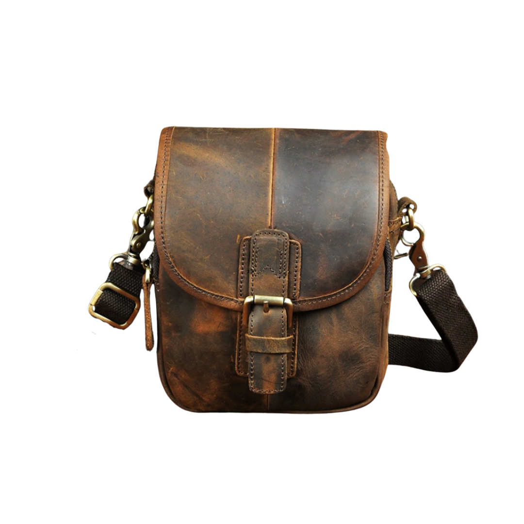 Jules | Pochette en cuir compacte à bandoulière avec rabat à boucle