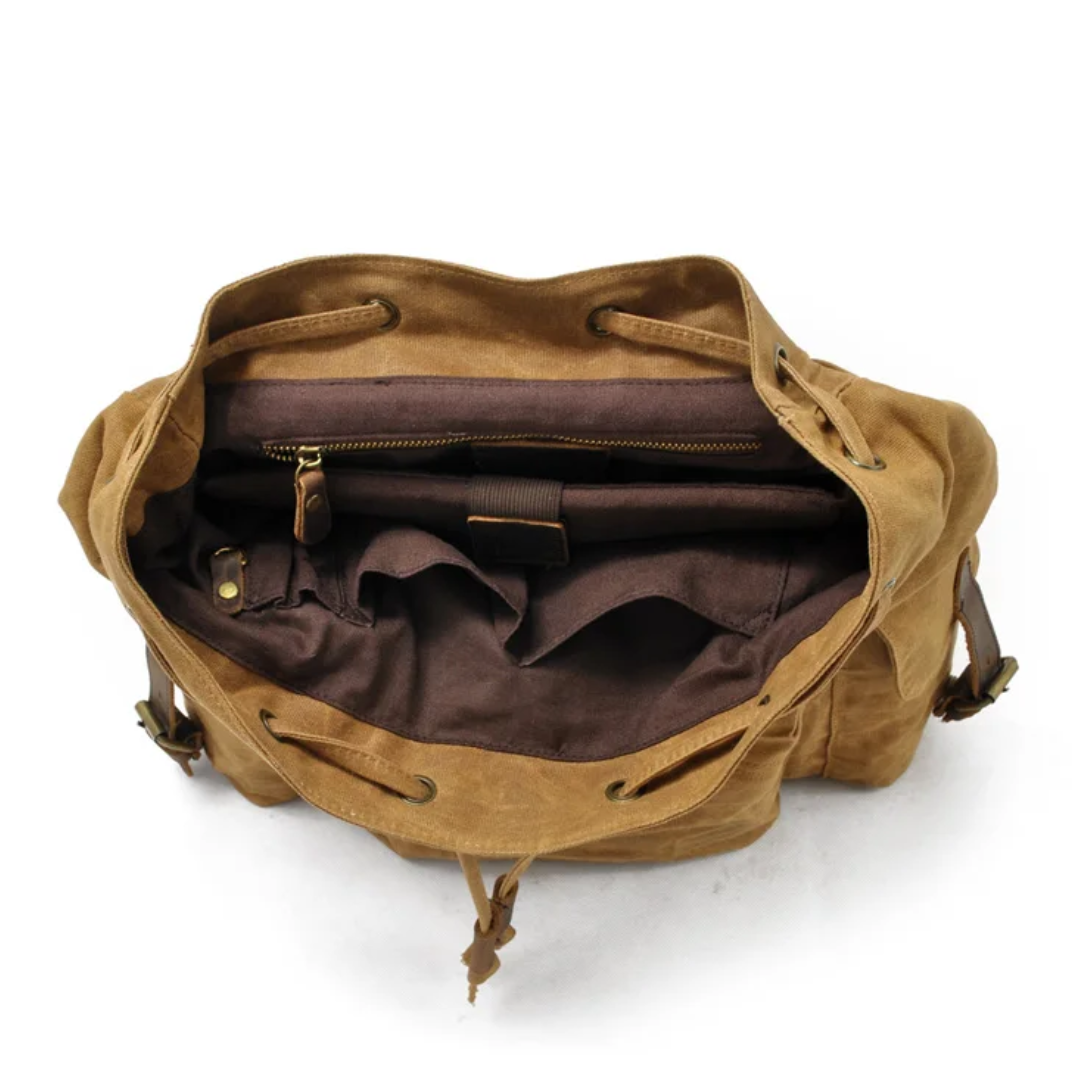 Joël | Sac à dos classique en toile cirée avec rabat en cuir