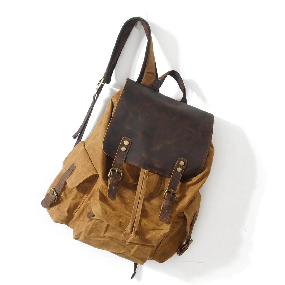 Joël | Sac à dos classique en toile cirée avec rabat en cuir